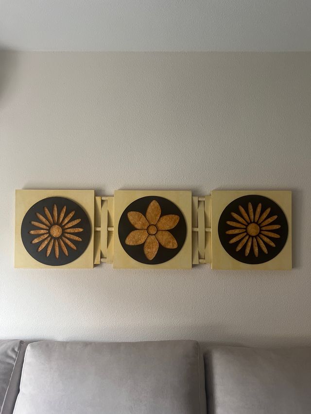 Tríptico decorativo de flores de madera