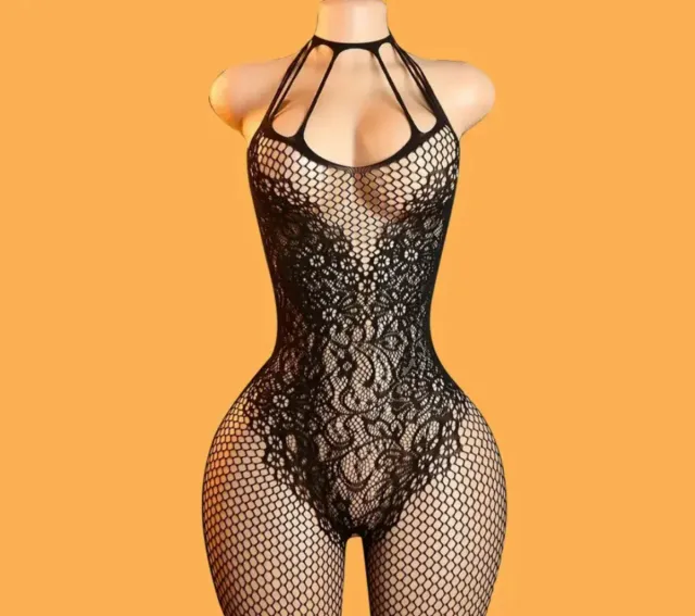 Vestido de rede com renda