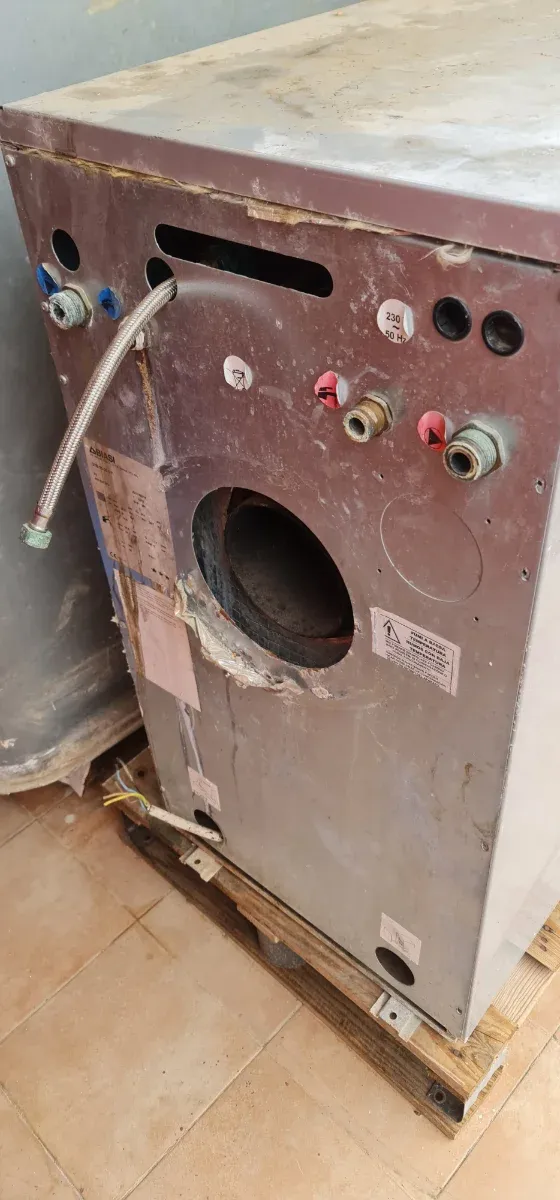 Caldera gasoil Biasi y deposito