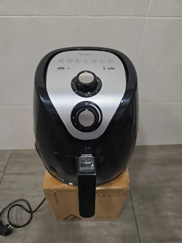 Freidora de aire Silvercrest negra