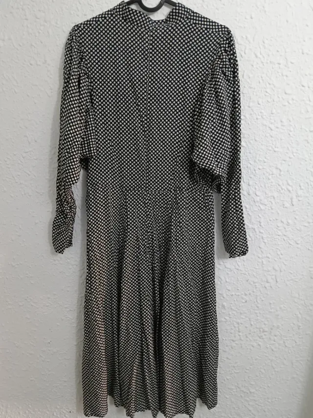 Vestido largo estampado lunares