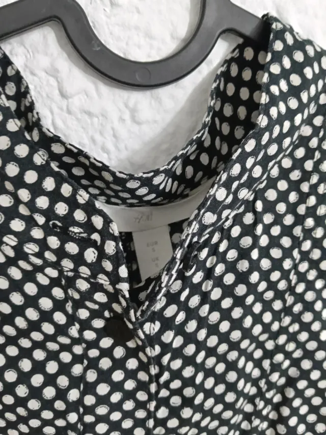 Vestido largo estampado lunares