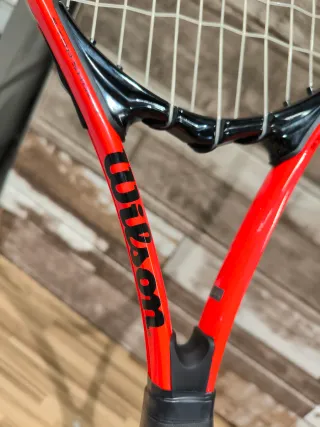 Raqueta Tenis Wilson Federer 105S