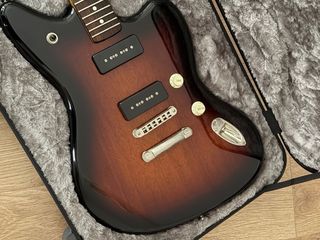 Fender Jaguar Modern Player Sunburst + Estuche