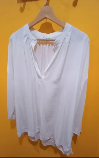 Conjunto Blusa Mango + Pantalón Only Carmakoma