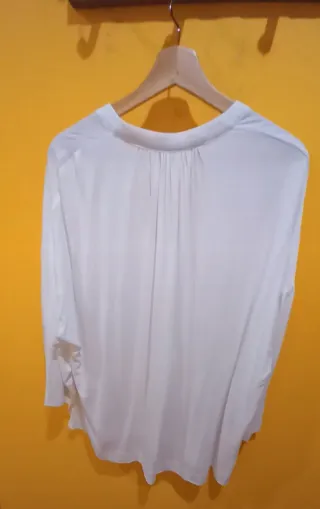 Conjunto Blusa Mango + Pantalón Only Carmakoma