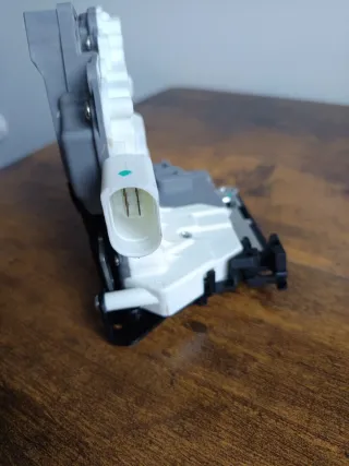 Cerradura Puerta Trasera