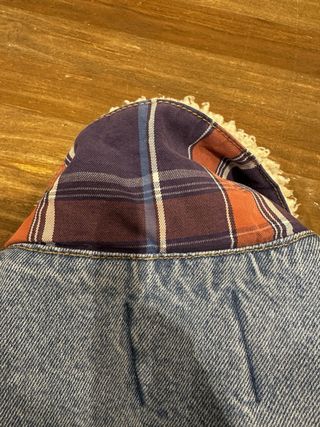 Cazadora vaquera Bershka con borreguillo