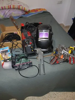 Equipo soldadura y herramientas