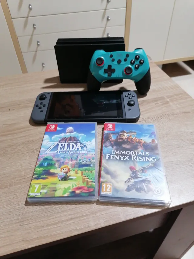 Nintendo Switch + 2 Juegos