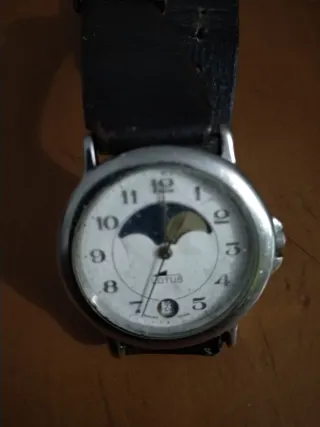 Reloj Lotus Plata y Negro