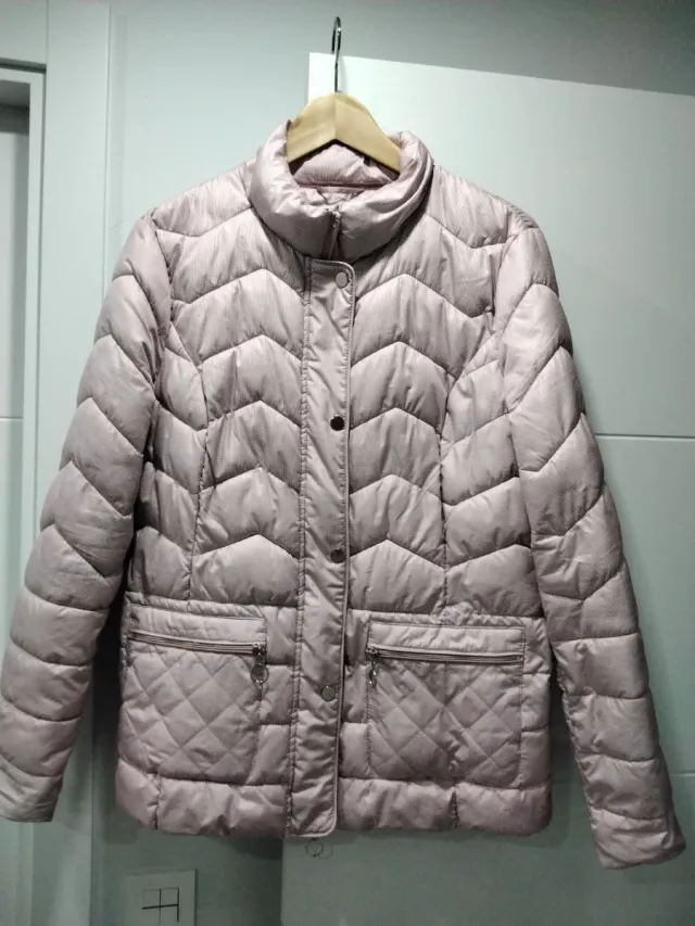 Cazadora C&A rosa plateada