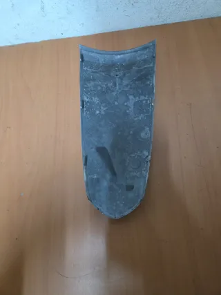 Embellecedor Frontal Piaggio Vespa