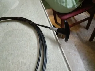 Cable con cepillo para chimenea