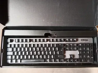 Teclado Gaming KROM Kernel Negro/Gris