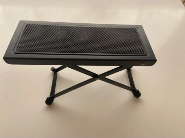 Reposapiés OQAN AFR01 para guitarra
