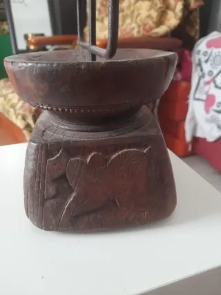 Candelabro madera tallada a mano