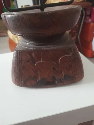 Candelabro madera tallada a mano