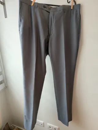 Traje de hombre gris - Roberto Bassi (Talla 54)