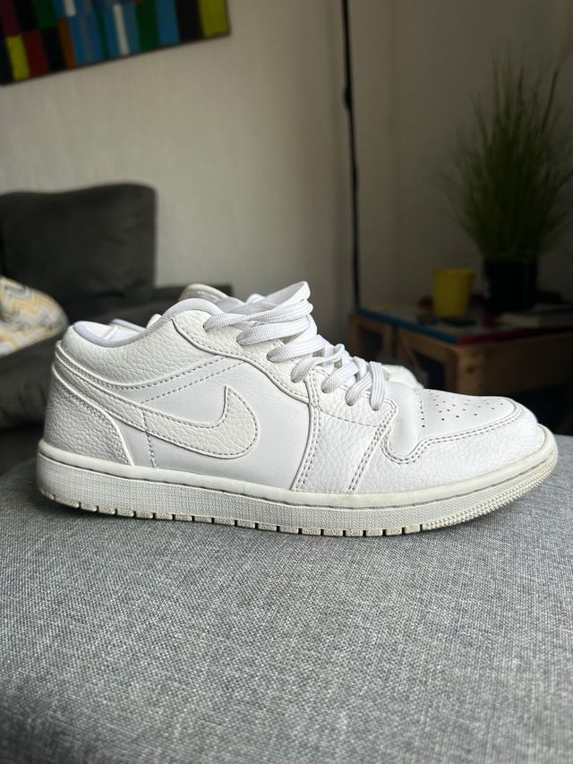 Jordan 1 Low Blancas Talla 41
