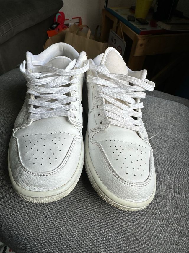 Jordan 1 Low Blancas Talla 41