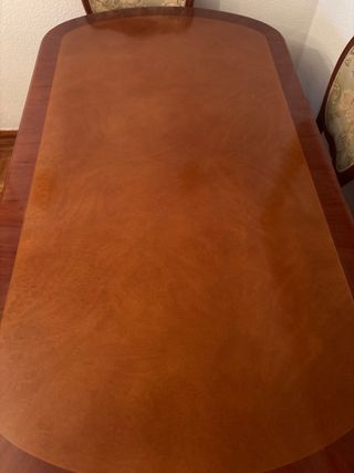 Mesa de comedor extensible de madera