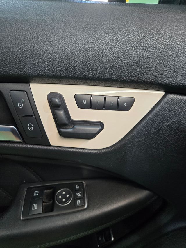 MERCEDES BENZ C63 AMG COUPE EDITION 1