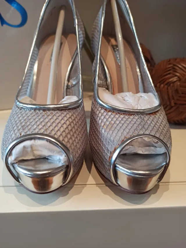 Zapatos Guess