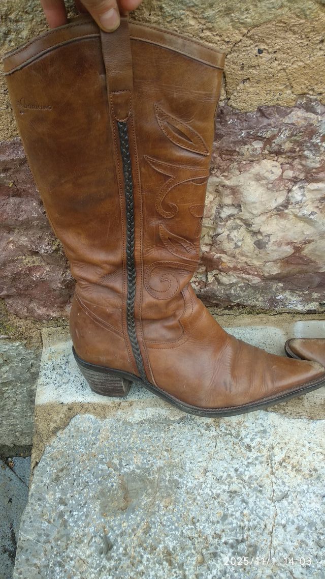 Botas de piel marrones