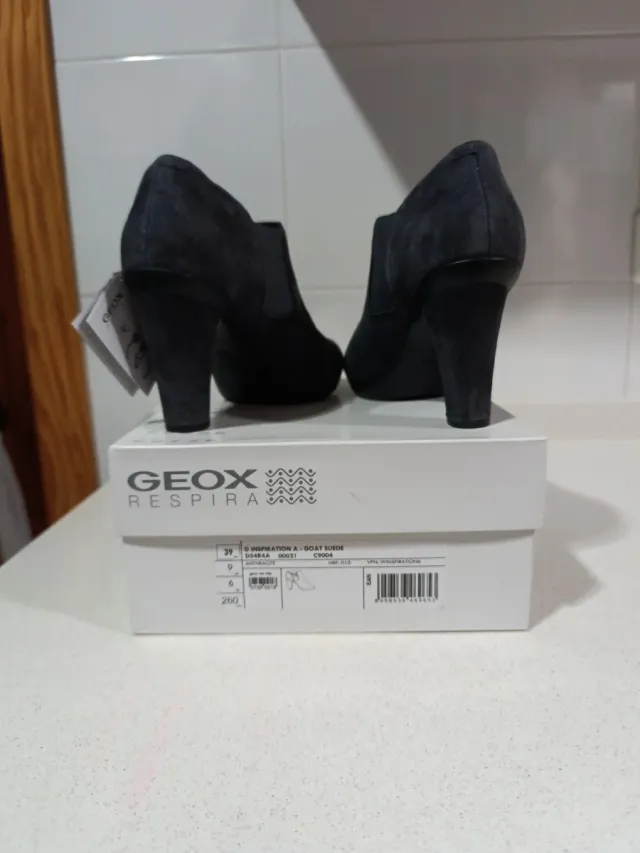 BOTINES GEOX. NUEVOS. TALLA 39