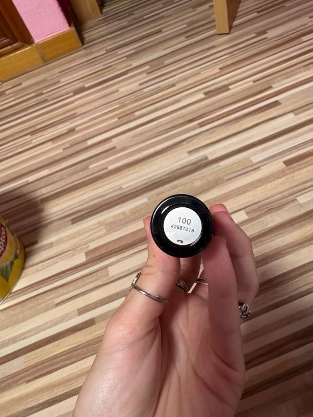 Iluminador Kiko Milano Beige Dorado