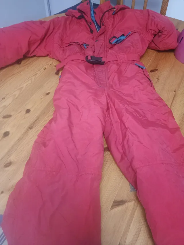 Mono de esquí rojo niño 8 años