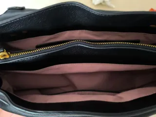 Bolso Liu Jo Negro con Cadena Dorada