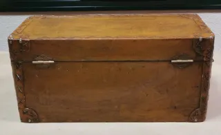 Baúl de madera decorado. Varias unidades