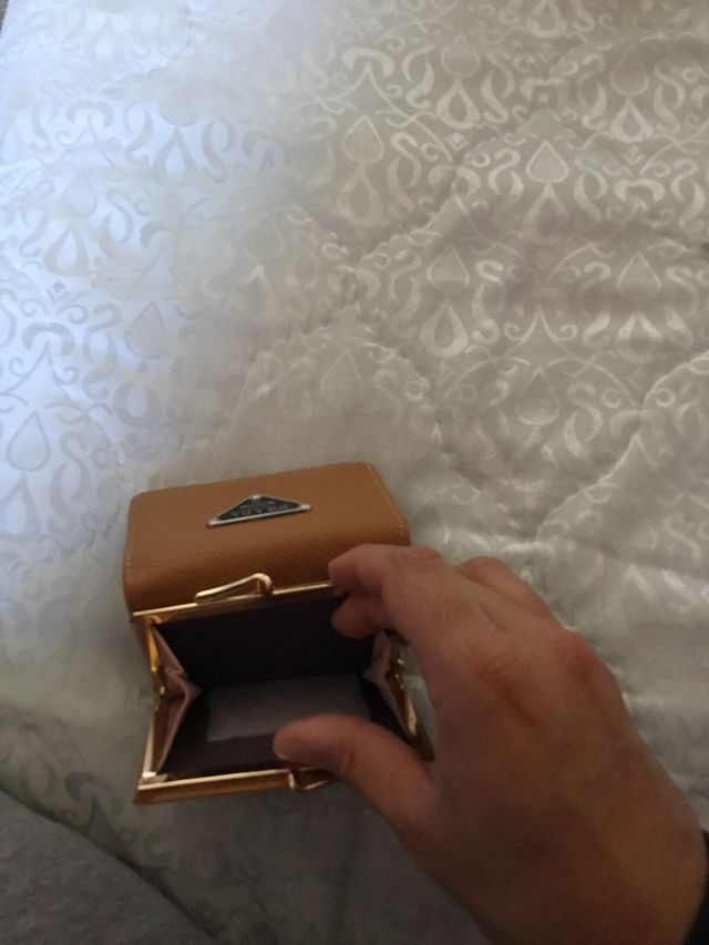 Portafoglio Prada marrone