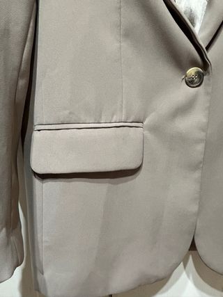 Blazer Pull&Bear beige talla S