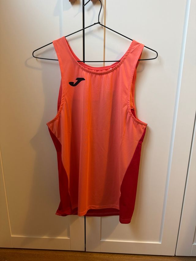 Camiseta tirantes running Joma naranja/rojo