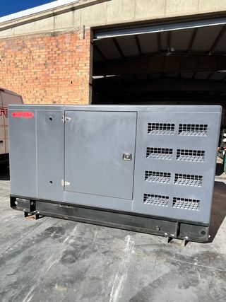 Grupo electrógeno 100 kVA insonorizado