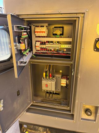 Grupo electrógeno 100 kVA insonorizado