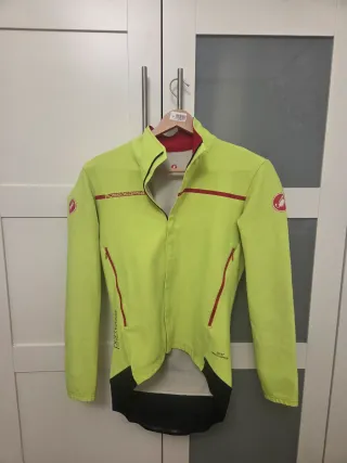 Chaqueta Castelli Perfetto Amarillo Fluor talla M.