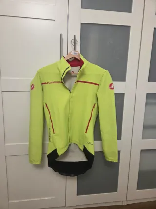 Chaqueta Castelli Perfetto Amarillo Fluor talla M.