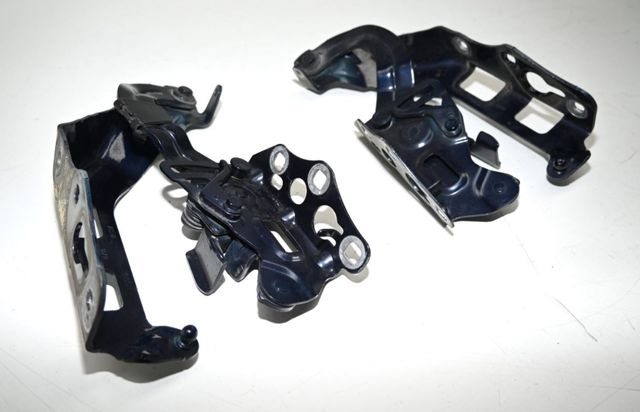 Bisagras Capó Mercedes Clase C W205