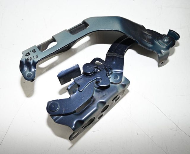 Bisagras Capó Mercedes Clase C W205