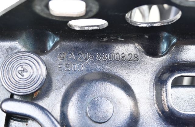 Bisagras Capó Mercedes Clase C W205