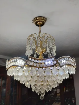 Lámpara de techo ,con lágrimas de cristal facetado