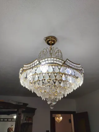 Lámpara de techo ,con lágrimas de cristal facetado