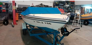 Embarcación de recreo Yamaha 40 hp con Remolque