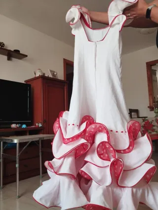 Vestido de Sevillana 105 cm para niñas de 7-8 años