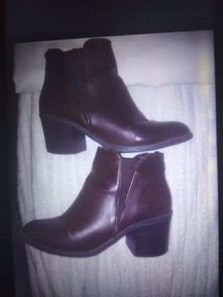 Botines mujer vino tinto  talla 37