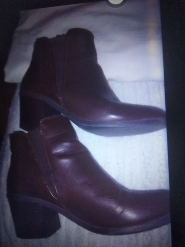 Botines mujer vino tinto  talla 37